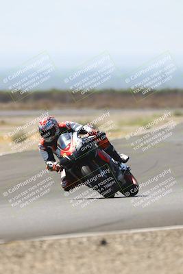 media/Sep-20-2025-TrackDaz (Sat) [[27f0cde673]]/A Group/2pm (Turn 9)/